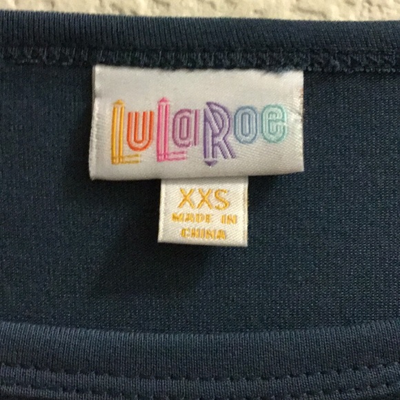 Julia-Lularoe - Picture 3 of 5